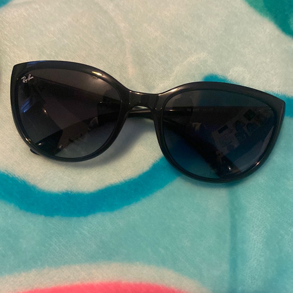 Brand New Womens RayBan